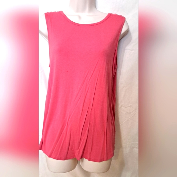 Maurices tank - Picture 2 of 3